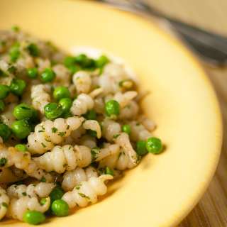 Crosnes and Peas