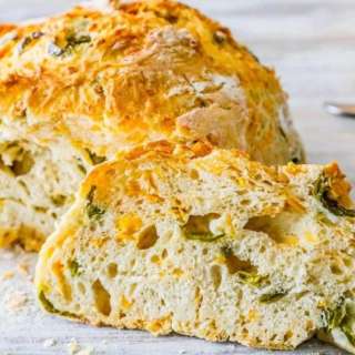 Easy Jalapeno Cheddar Bread