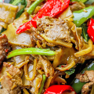 One Pot Easy Beef Drunken Noodles Recipe