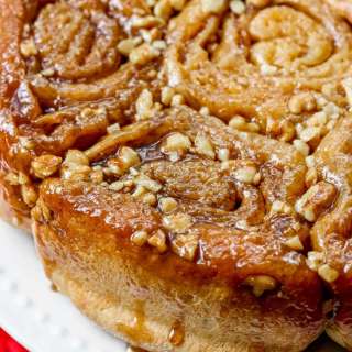 Sticky Walnut Buns Recipe