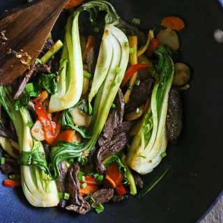 Skirt Steak, Baby Bok Choy and Zucchini Stir-Fry