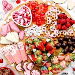 Valentine's Charcuterie Board Recipe