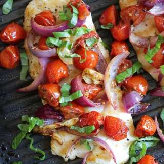 Chicken with Roasted Tomato and Red Onions