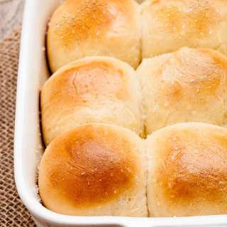 Quick Easy Dinner Rolls