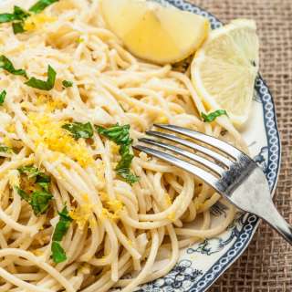 Spaghetti with Lemon and Olive Oil (al Limone)