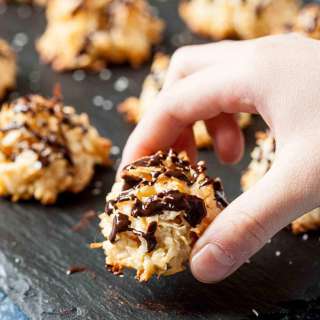 Chewy Coconut Macaroons