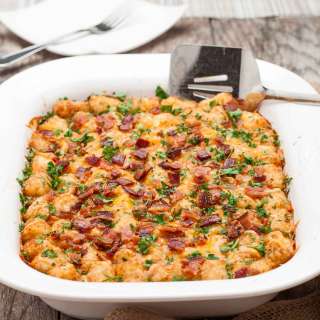 Cheesy Tater Tot Breakfast Casserole