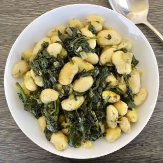 Greek Roasted Beans and Spinach- Gigantes me Spanaki