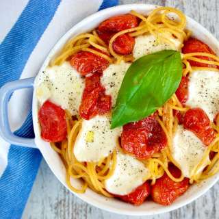 Cherry Tomato Basil Mozzarella Pasta