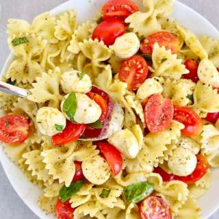 Best Caprese Pasta Salad Recipe