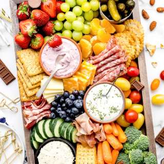 How to Make a Charcuterie Board