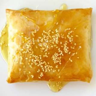Greek Baked Feta Cheese in Phyllo with Honey