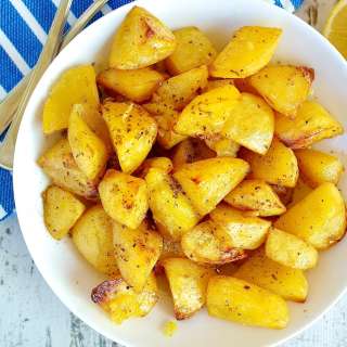 Authentic Greek Lemon Potatoes- Patates Fournou Lemonates