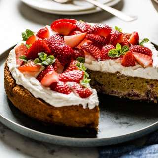 Almond Flour Strawberry Cake Recipe
