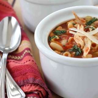 Mediterranean Chicken, Bean & Pasta Soup
