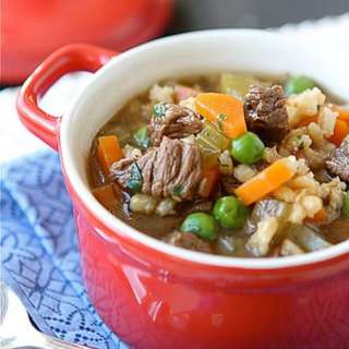 Lean Bison & Barley Soup with Green Peas