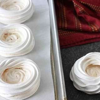 How to Make Meringue Shells