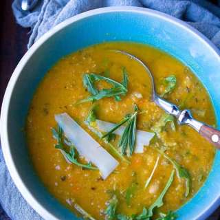 White Bean Soup with Arugula & Lemon