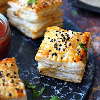 Chicken Puff Pastry (Pakistani Chicken Patties)