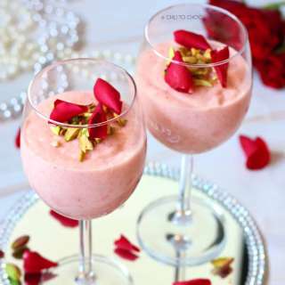 Rose and Pistachio Firni