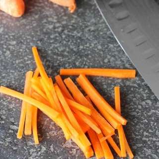 How to Julienne Carrots