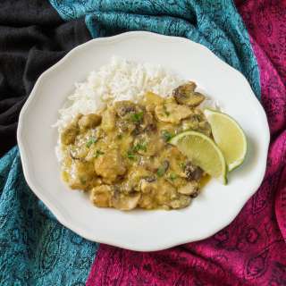 Khoresht Gharch (Persian Mushroom Stew)