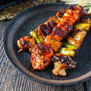 Dak-kkochi (Korean Sweet and Spicy Chicken Skewers