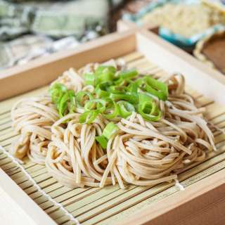 Kurumi Soba (Soba with Walnut Dipping Sauce)