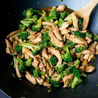 Chicken Stir Fry with Broccoli
