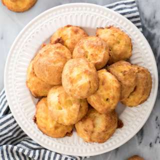 Gougères (Cheese Puffs)