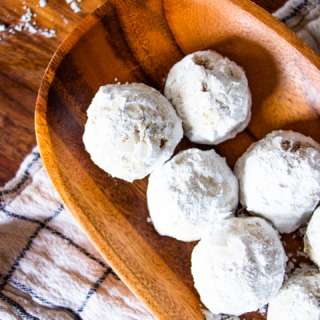 Snowball Pecan Crescent Cookies