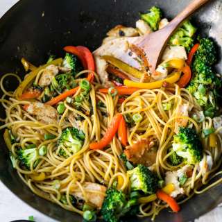 Chicken Lo Mein