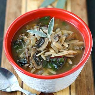 Healthy Mushroom Orzo Soup