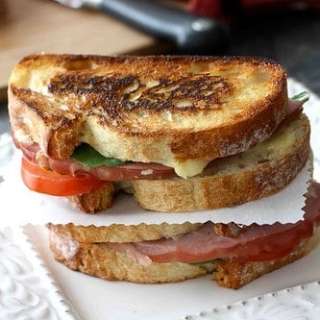 Grilled Cheese Fondue Sandwich