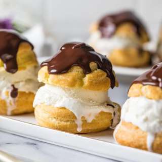 Profiteroles