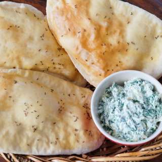 Noni Afghani (Afghan Flat Bread)