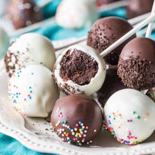 Chocolate Cake Pops