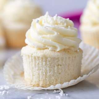 White Cupcakes