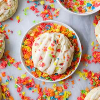 Fruity Pebbles Cookies