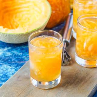 Melon sa Malamig (Filipino Cantaloupe Drink)