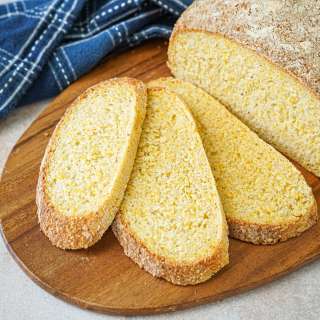 Broa (Portuguese Cornbread)