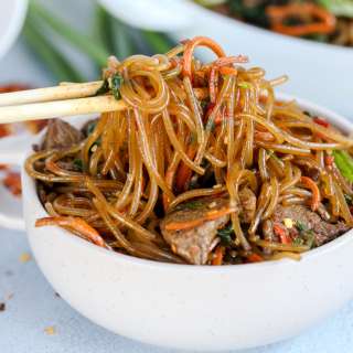 Easy Korean Spicy Noodles (with Beef)