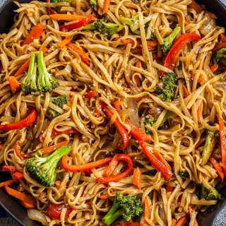Veggie Lo Mein (Under 30 Minutes)