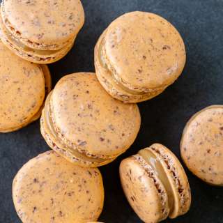 Dulce De Leche Macarons Recipe