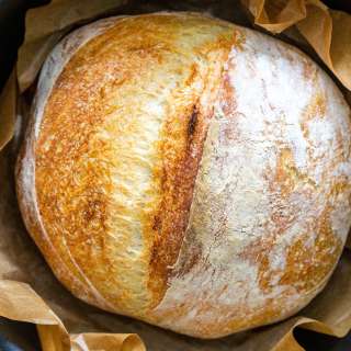 Dutch Oven No Knead Bread