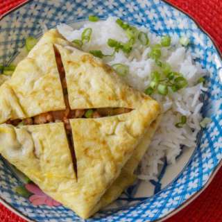 Kai Yad Sai (Thai Stuffed Omelet)