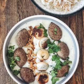Middle Eastern Yogurt Sauce (Laban)