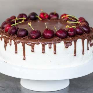 Drunken Cherry Cake (Classic Recipe)