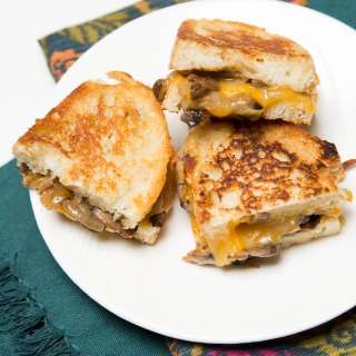 Mushroom and Cheese Sandwich Recipe