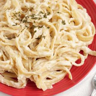 Healthy Pasta Alfredo with Sun Dried Tomatoes